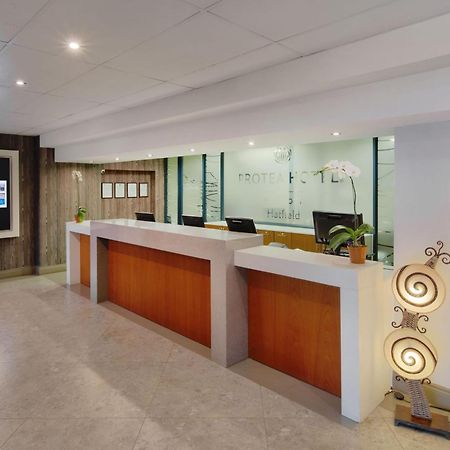 Protea Hotel By Marriott Pretoria Hatfield Екстер'єр фото