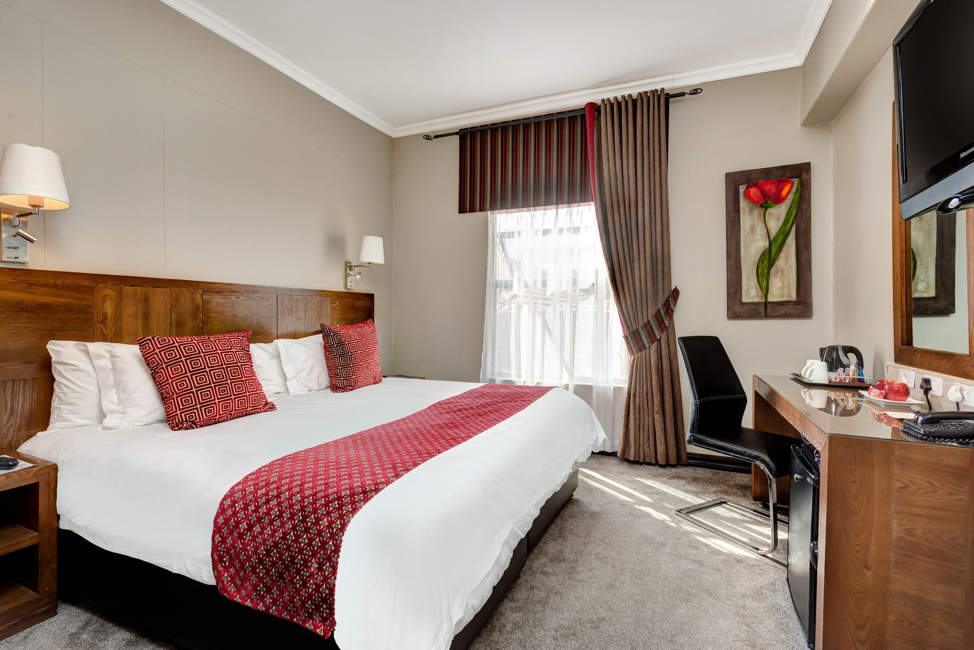 Protea Hotel By Marriott Pretoria Hatfield Екстер'єр фото