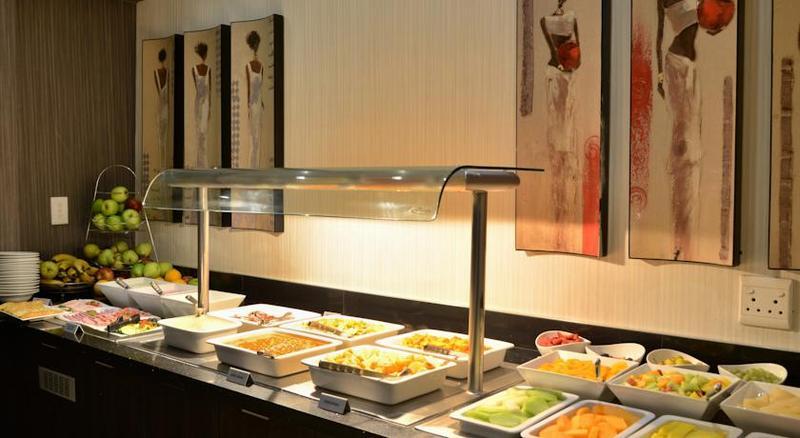 Protea Hotel By Marriott Pretoria Hatfield Екстер'єр фото